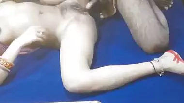 Indian college girlfriend horny to get fucked