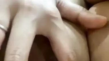 Tattooed bhabhi pussy rubbing and fingering MMS