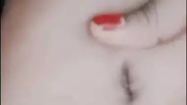 Beautiful girlfriend in maxi shows boobs viral video