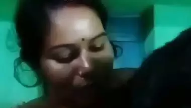 Village wife boob sucking by husband viral MMS