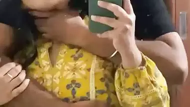 Beautiful tanker wife boob press and doggy viral sex