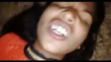 Desi village babe fucked by lover