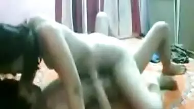 Savoury Indian girl gets pounded on the bed 