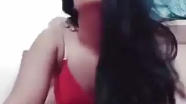 Cheating wife enjoys her lover’s dick deep in her cunt